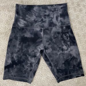 Lululemon Align High-rise Short 6’